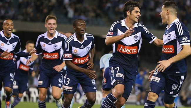 perth-glory-vs-melbourne-victory-tip-bong-da-25-3-2018 2