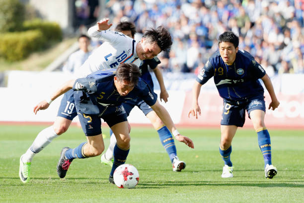 fc-gifu-vs-machida-zelvia-tip-bong-da-17-6-2018 2