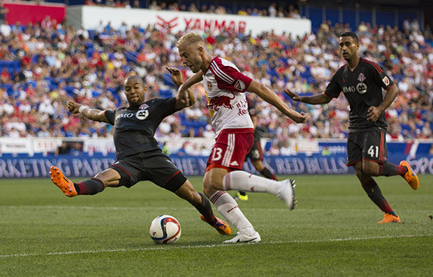 toronto-fc-vs-new-york-red-bulls-tip-bong-da-2-7-2018 2