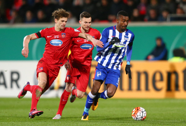 aue-vs-heidenheim-tip-bong-da-12-4-2019 2