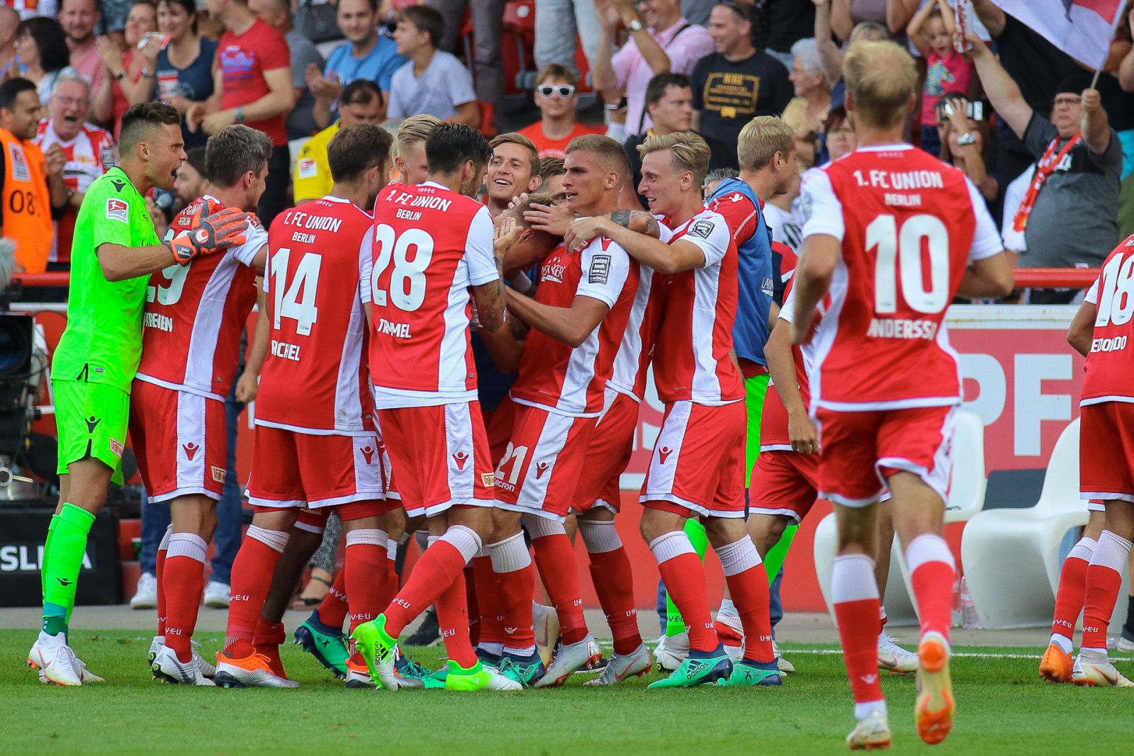 union-berlin-vs-jahn-regensburg-tip-bong-da-12-4-2019 2