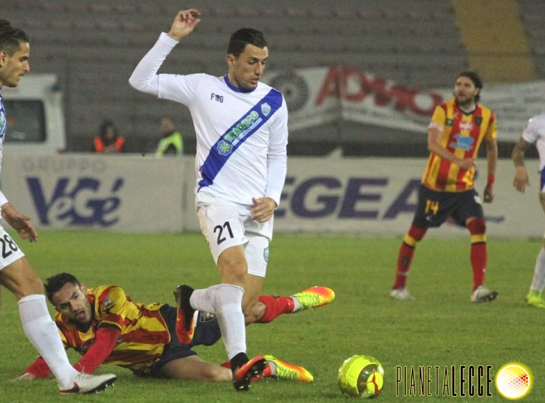 lecce-vs-brescia-02h45-ngay-23-07-2