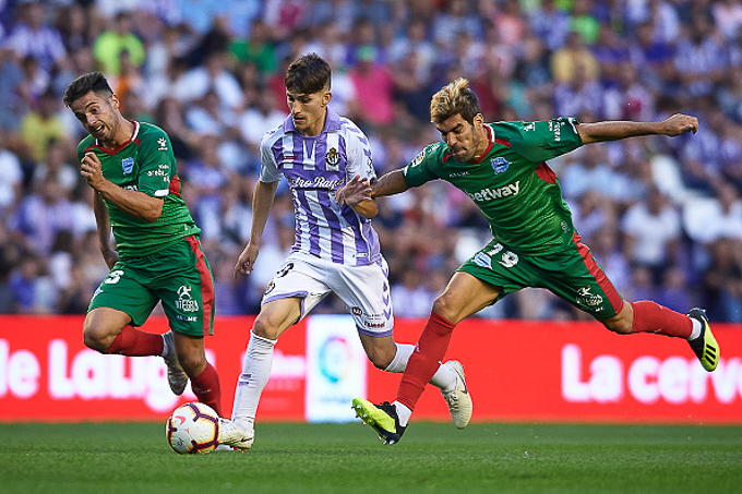 Valladolid-vs-Alaves-00h30-ngay-02-07-2