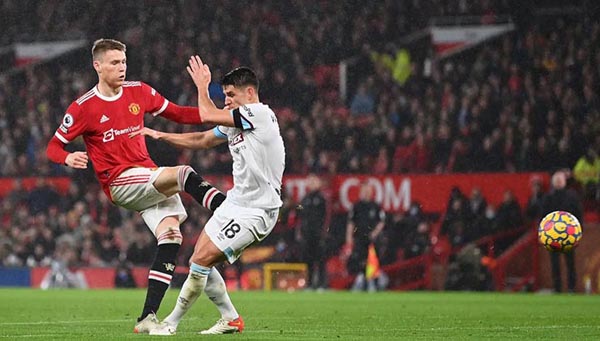 Soi kèo và nhận định Burnley – Manchester Utd