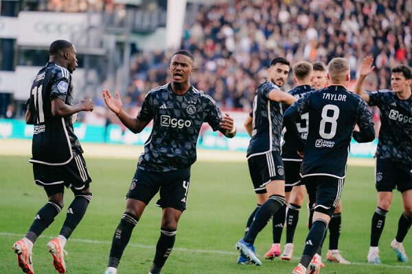 Nhận định Brighton vs Ajax