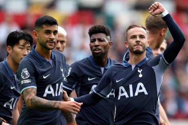 Nhận định Luton Town vs Tottenham