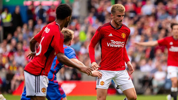 Nhận định Manchester Utd vs Luton