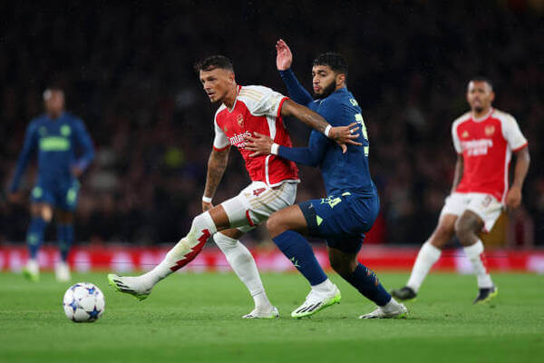 Nhận định PSV vs Arsenal