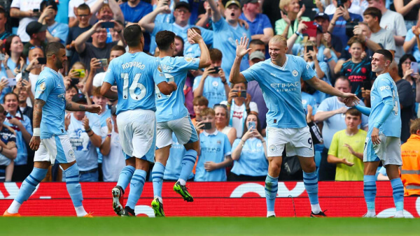 Nhận định Urawa Red vs Manchester City