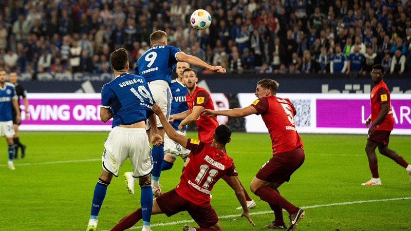 Nhận định trận đấu Kaiserslautern vs Schalke 04 