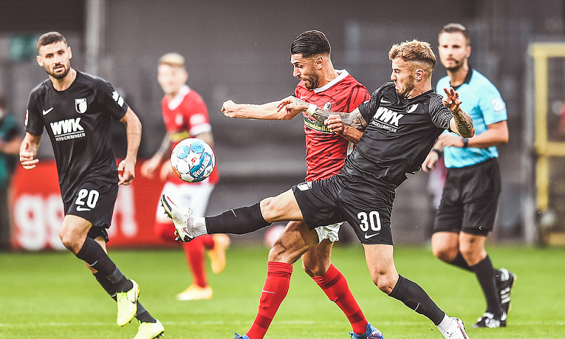 Nhận định trận đấu Augsburg vs Freiburg 