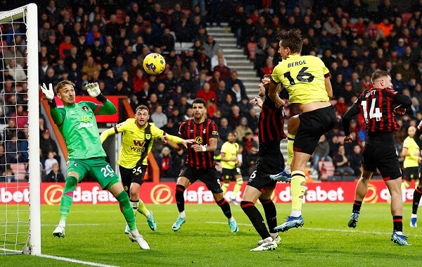 Soi kèo và nhận định Burnley - Bournemouth