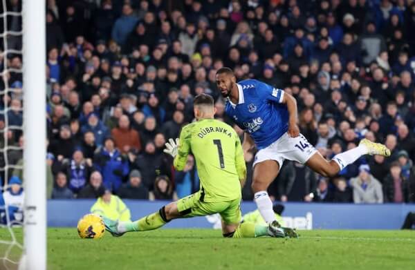 Nhận định Newcastle vs Everton