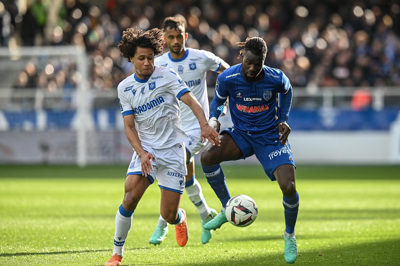 Nhận định trận đấu Auxerre vs Troyes 