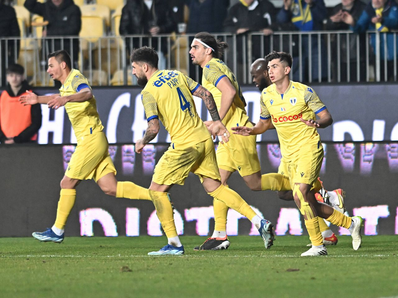 Nhận định trận đấu Petrolul 52 vs UTA Arad 