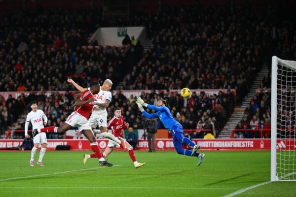 Nhận định Tottenham vs Nottingham