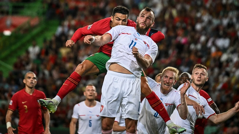 Tip kèo bóng đá trận Portugal vs Czech Republic uk88