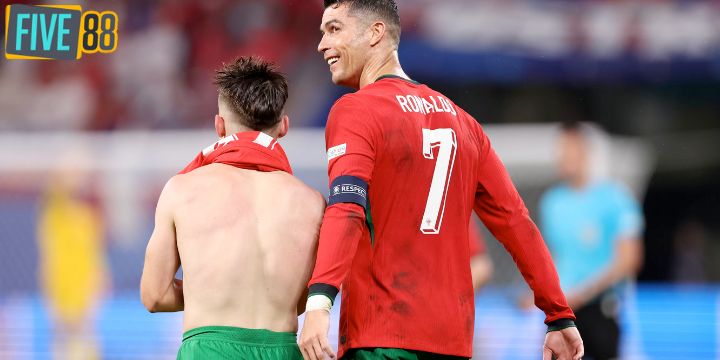 Cristiano Ronaldo bị cựu cầu thủ Manchester United coi thường