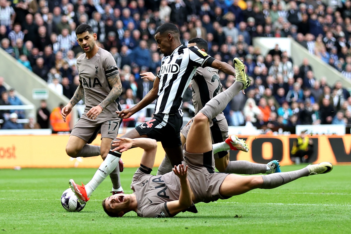 Nhà cái 8live dự đoán tỷ số trận đấu - Newcastle vs Tottenham