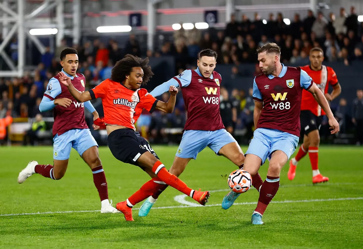 Nhận định Luton Town vs Burnley