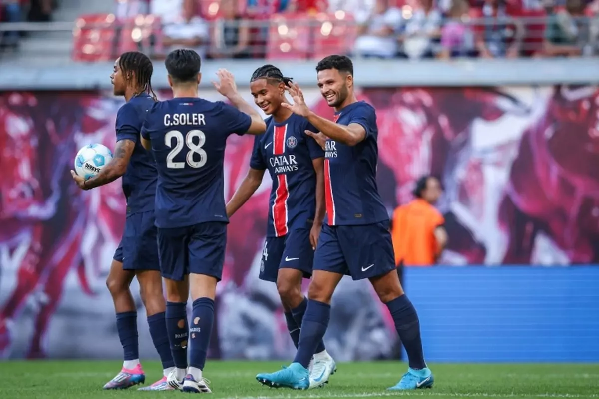 Nhận định PSG vs PSV Eindhoven