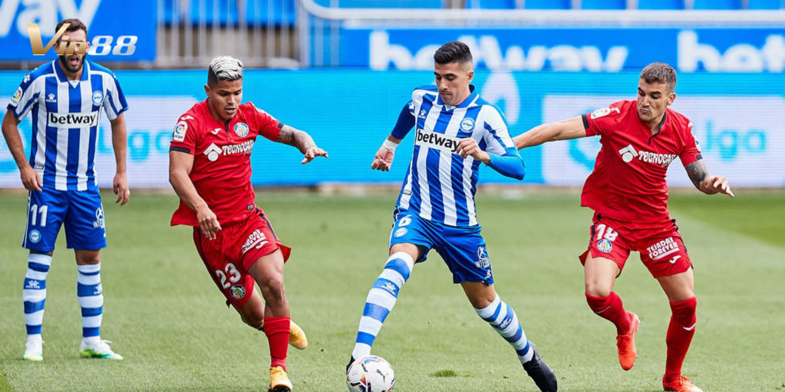 Deportivo Alavés vs Getafe được đánh giá là khá cân sức khi nhìn vào lịch sử đối đầu