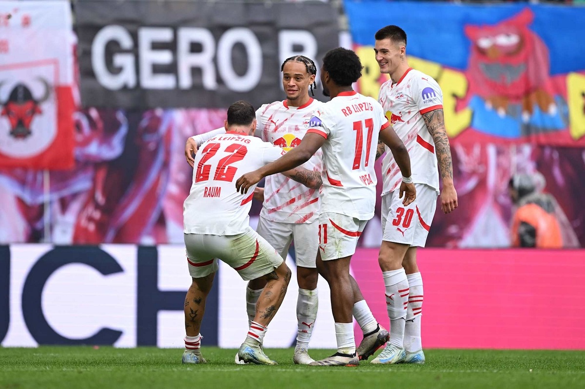 Nhà cái 8LIVE dự đoán tỷ số trận đấu - Augsburg vs Leipzig
