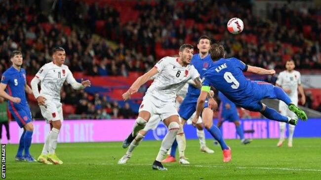 Màn đụng độ Anh vs Albania