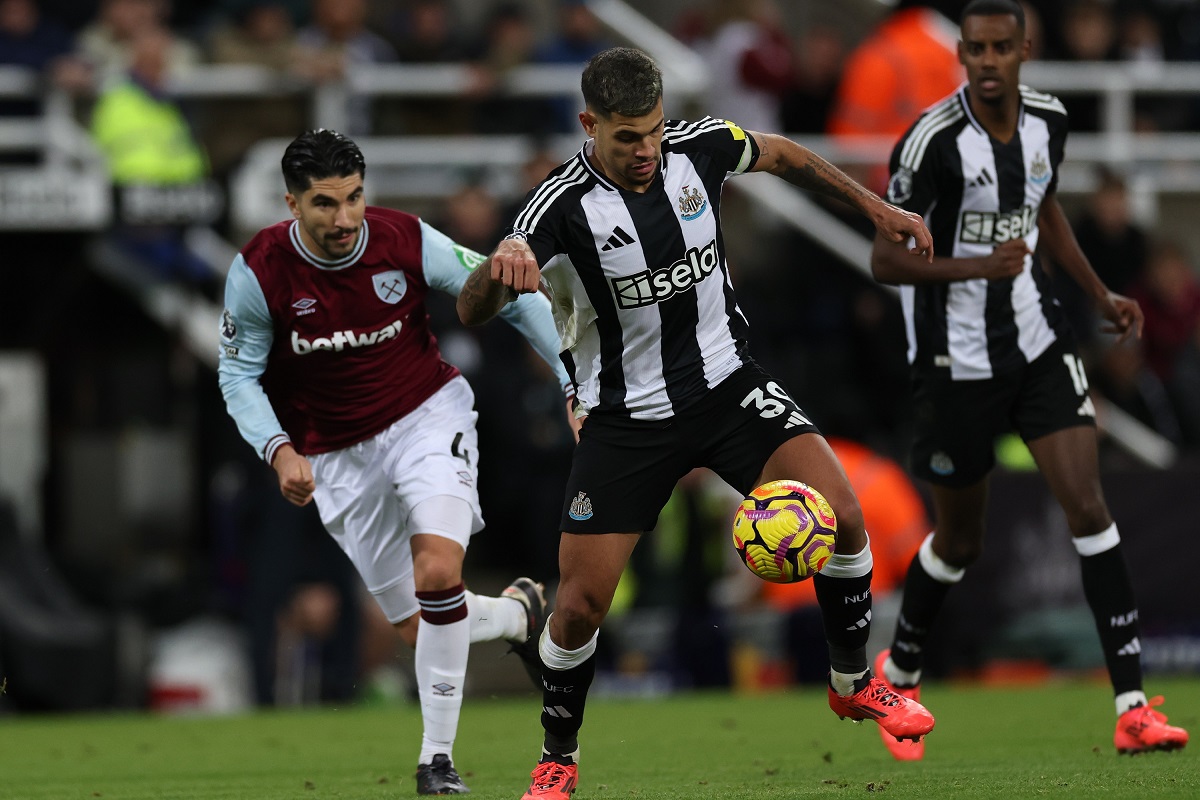 Nhà cái 8LIVE dự đoán tỷ số trận đấu - West Ham vs Newcastle United