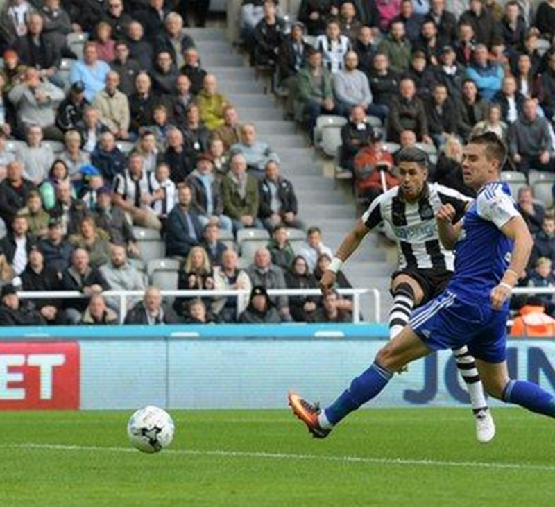 Tip kèo bóng đá trận Newcastle vs Ipswich Town uk88