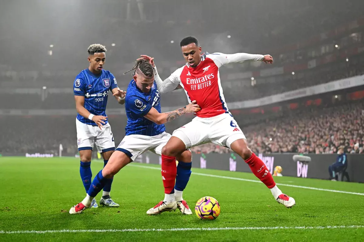 Nhận định Ipswich Town vs Arsenal