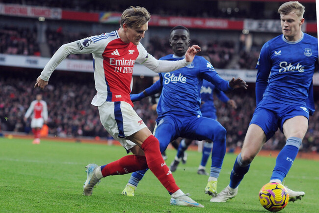 Màn đụng độ Everton vs Arsenal
