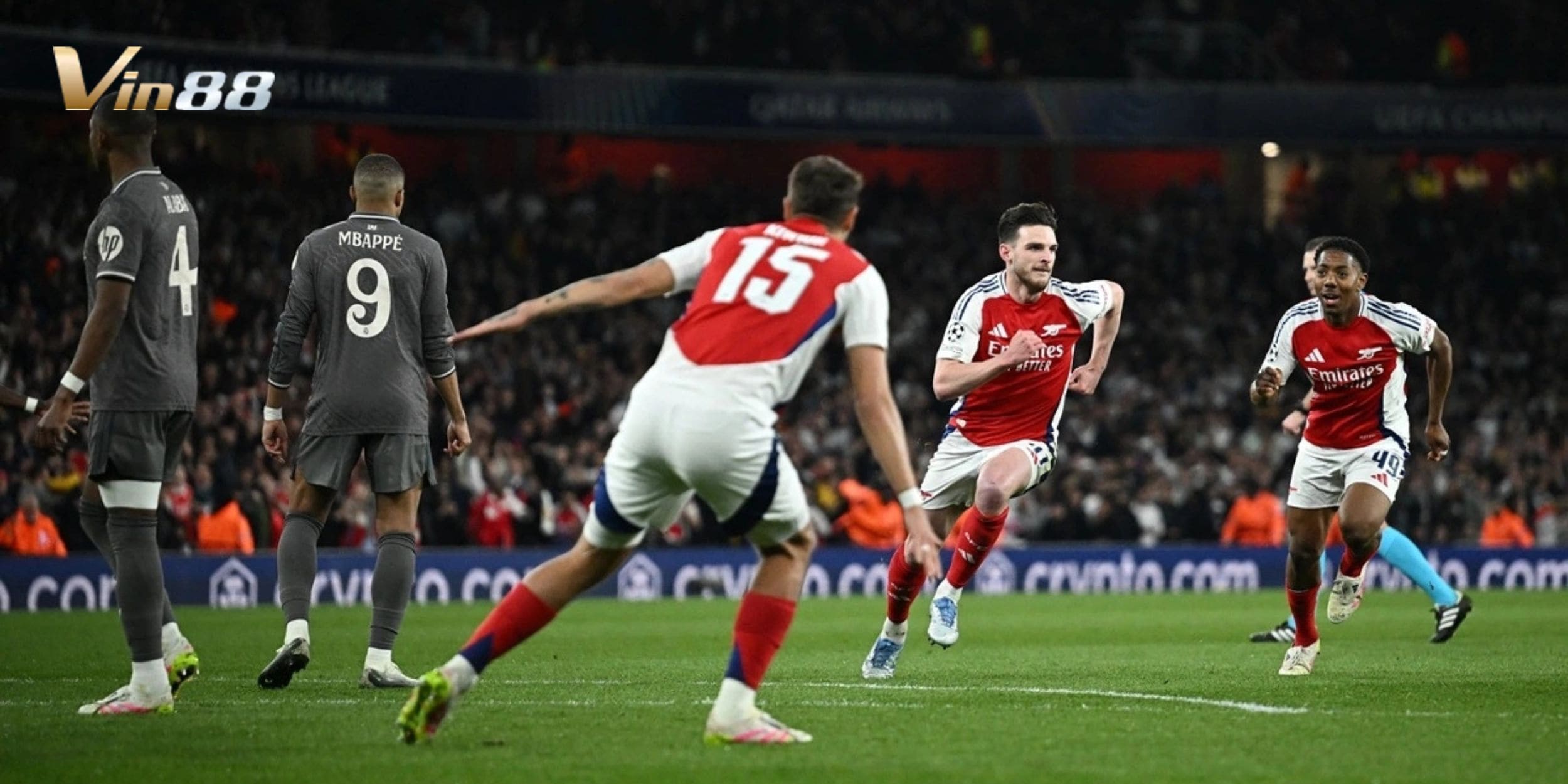 Real Madrid bất ngờ thất bại trước Arsenal trong trận lượt đi