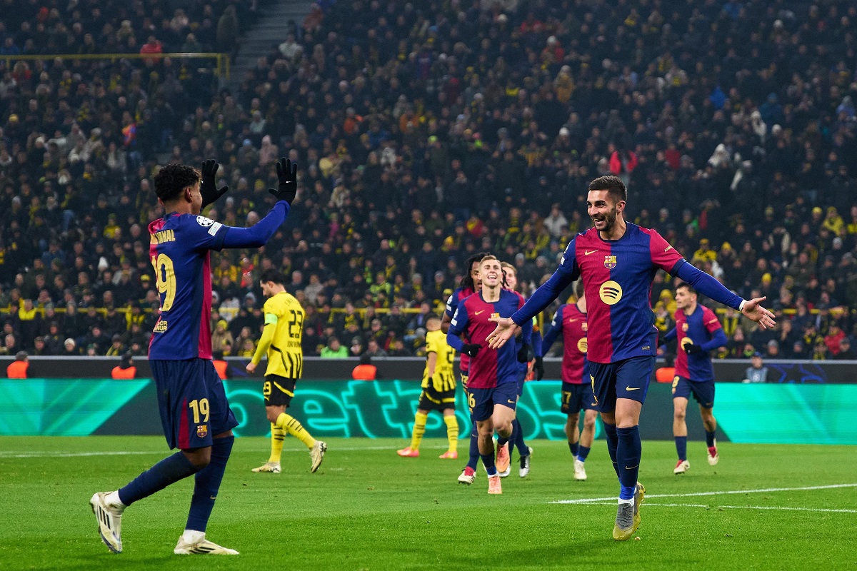Nhà cái 8LIVE dự đoán tỷ số trận đấu - Barcelona vs Dortmund