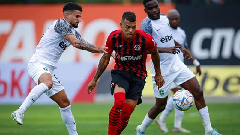 Nhận định trận đấu Lokomotiv Sofia vs Botev Vratsa uk88