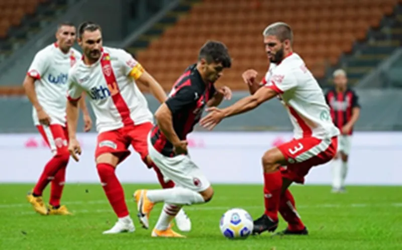 Tip kèo bóng đá trận AC Milan vs Monza uk88