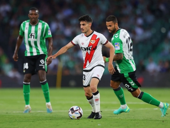 Màn đụng độ Rayo Vallecano vs Real Betis
