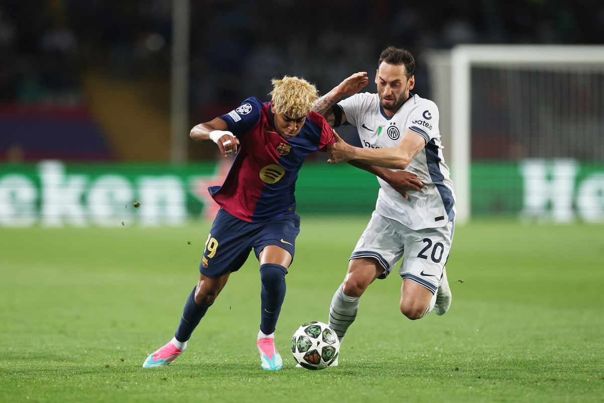 Nhà cái 8LIVE dự đoán tỷ số trận đấu - Inter Milan vs Barcelona