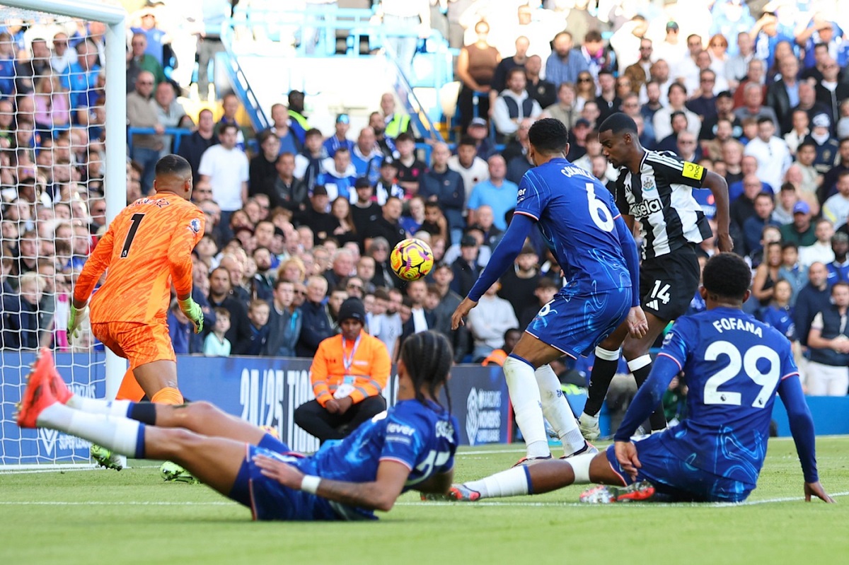 Nhà cái 8LIVE dự đoán tỷ số trận đấu - Newcastle vs Chelsea
