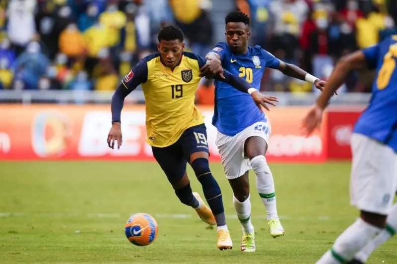Tip kèo bóng đá trận Ecuador vs Brazil uk88