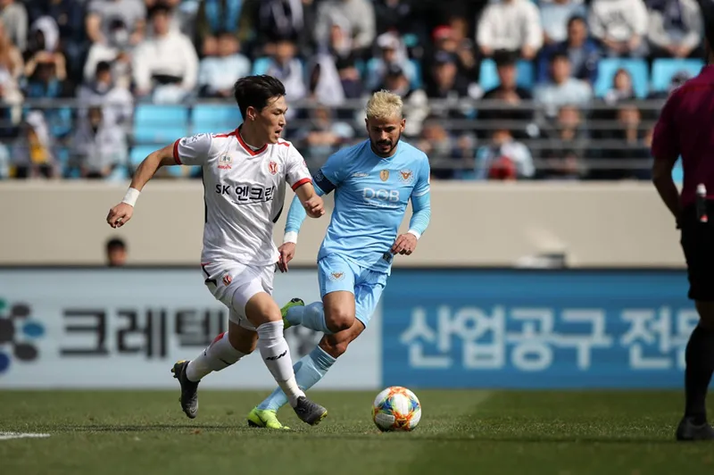 Tip kèo bóng đá trận Jeju United vs Daegu uk88