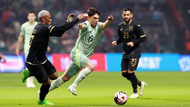 Màn đụng độ Honduras vs El Salvador