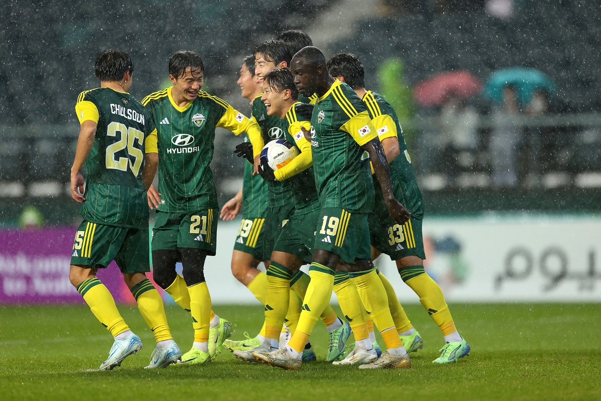 Nhà cái 8LIVE dự đoán tỷ số trận đấu - Gimcheon Sangmu vs Jeonbuk Hyundai Motors