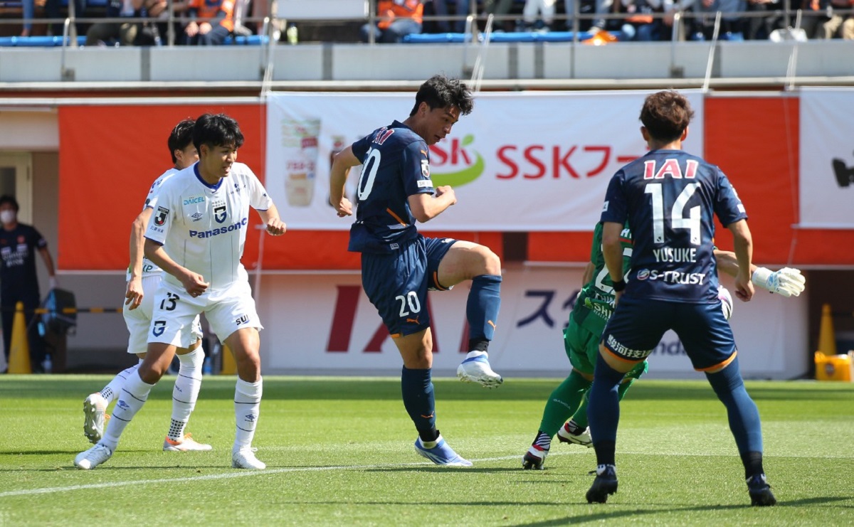 Nhà cái 8LIVE dự đoán tỷ số trận đấu - Shimizu S-Pulse vs Gamba Osaka