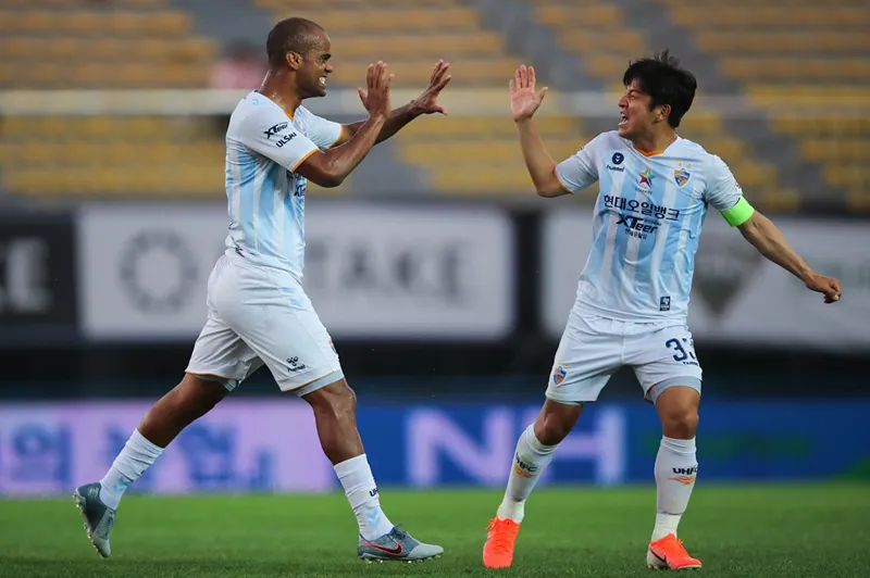 Nhận Định Bóng Đá Ulsan Hyundai vs Daegu FC uk88