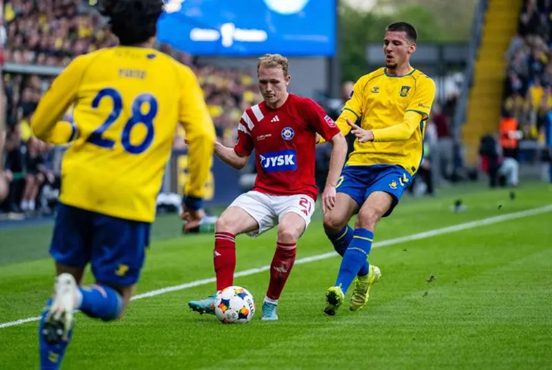 Tips bóng đá trận đấu giữa Brondby vs Silkeborg uk88
