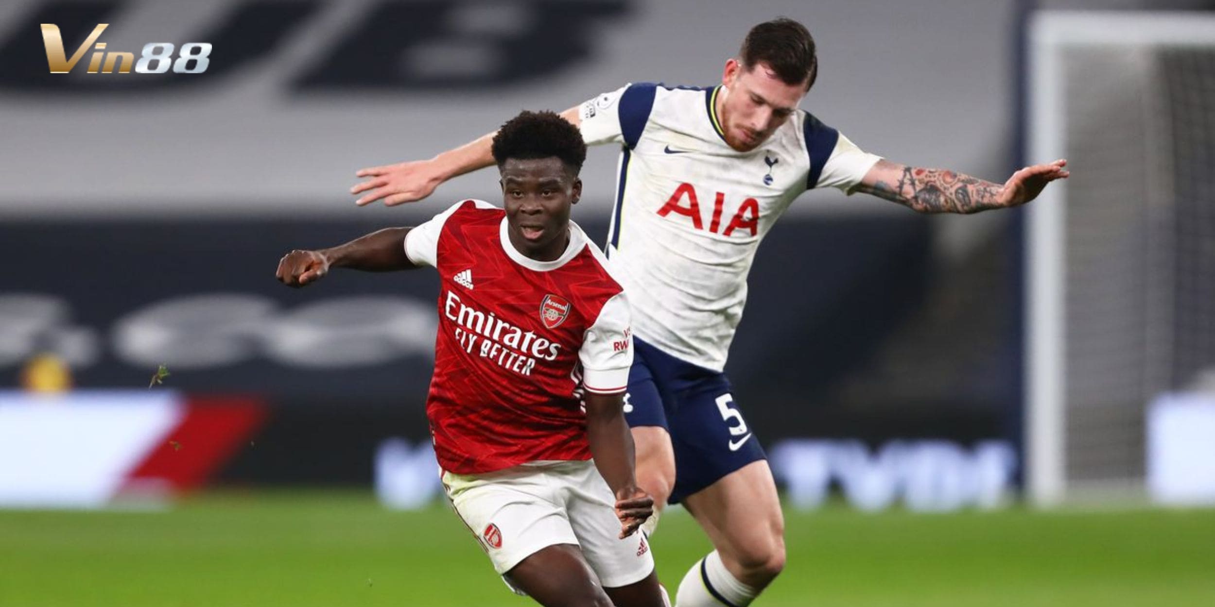 Arsenal nhỉnh hơn Tottenham về độ ổn định trước giờ bóng lăn