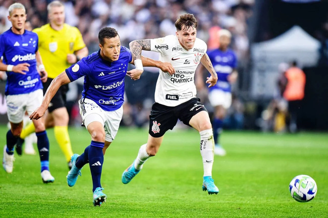 Màn đụng độ Corinthians Paulista (SP) vs Cruzeiro (MG)