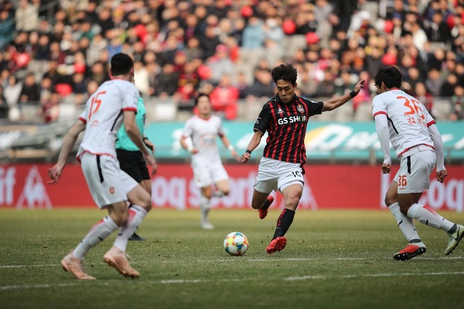 Màn đụng độ Jeju United FC vs FC Seoul