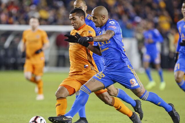 Màn đụng độ Tigres UANL vs Houston Dynamo